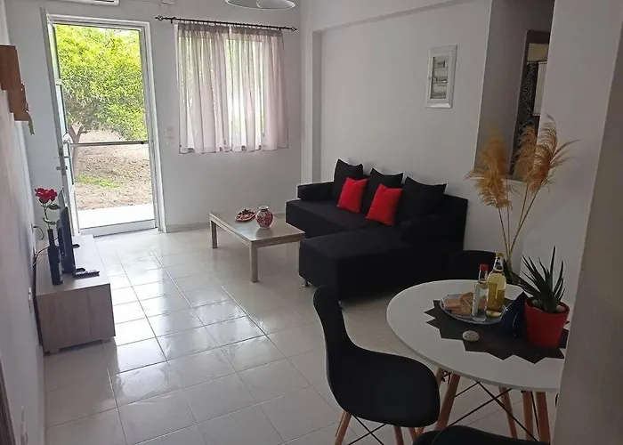 Hibiscus Green Appartments 1